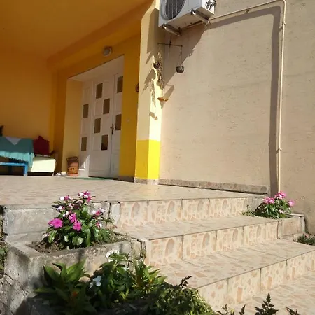Guest house Bata